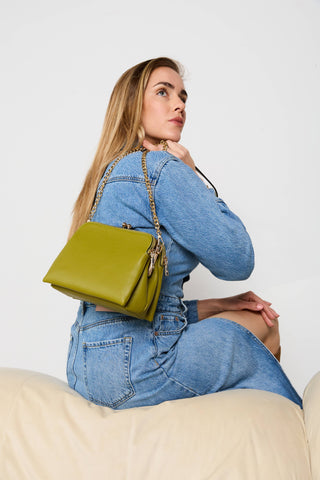 Kiva Crossbody – Vintage Kiss Lock Triple Compartment Bag