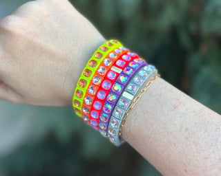 Stretch Bracelet - Enamel w/ Circle Stones - Zoe