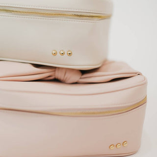 Madelyn Bow Makeup Bag – 3 Sisters Collection | Pretty Simple