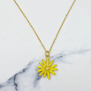 Sweet Daisy Necklace: Yellow