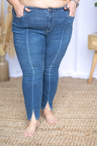 Seams Like Heaven - Judy Blue Skinnies