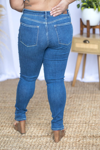 Seams Like Heaven - Judy Blue Skinnies