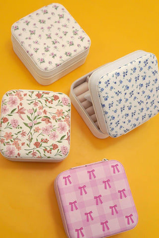 Jewelry Organizer Travel Box – Vegan Leather Storage Case