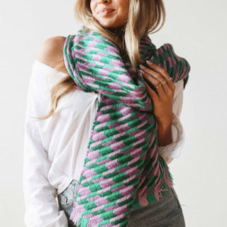 Cold Morning Houndstooth Scarf: Green