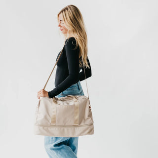 Nissa Nylon Weekender Bag – 3 Sisters Collection | Pretty Simple